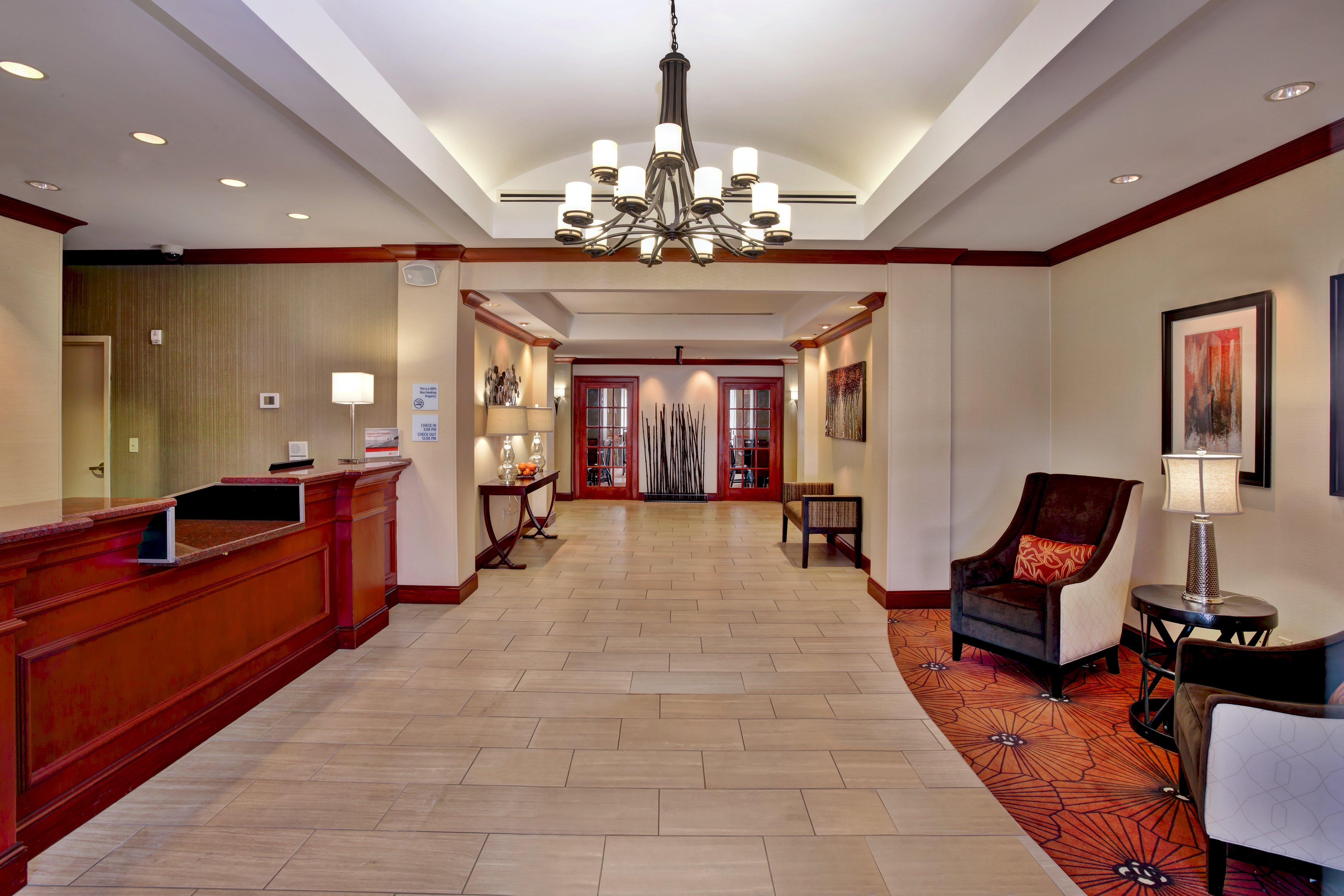 Holiday Inn Express Hotel & Suites Grand Rapids-North By Ihg Walker Exterior photo