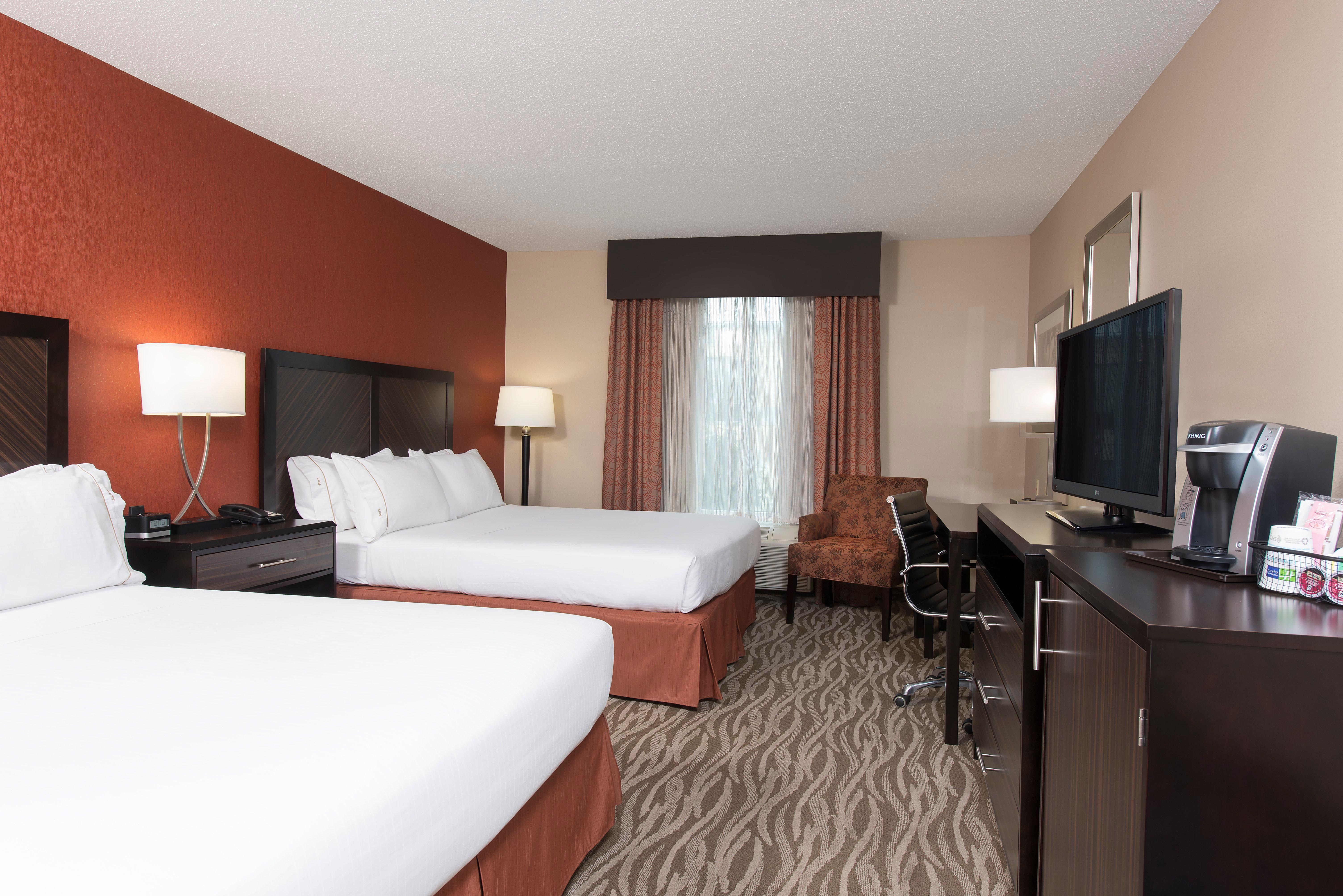 Holiday Inn Express Hotel & Suites Grand Rapids-North By Ihg Walker Exterior photo