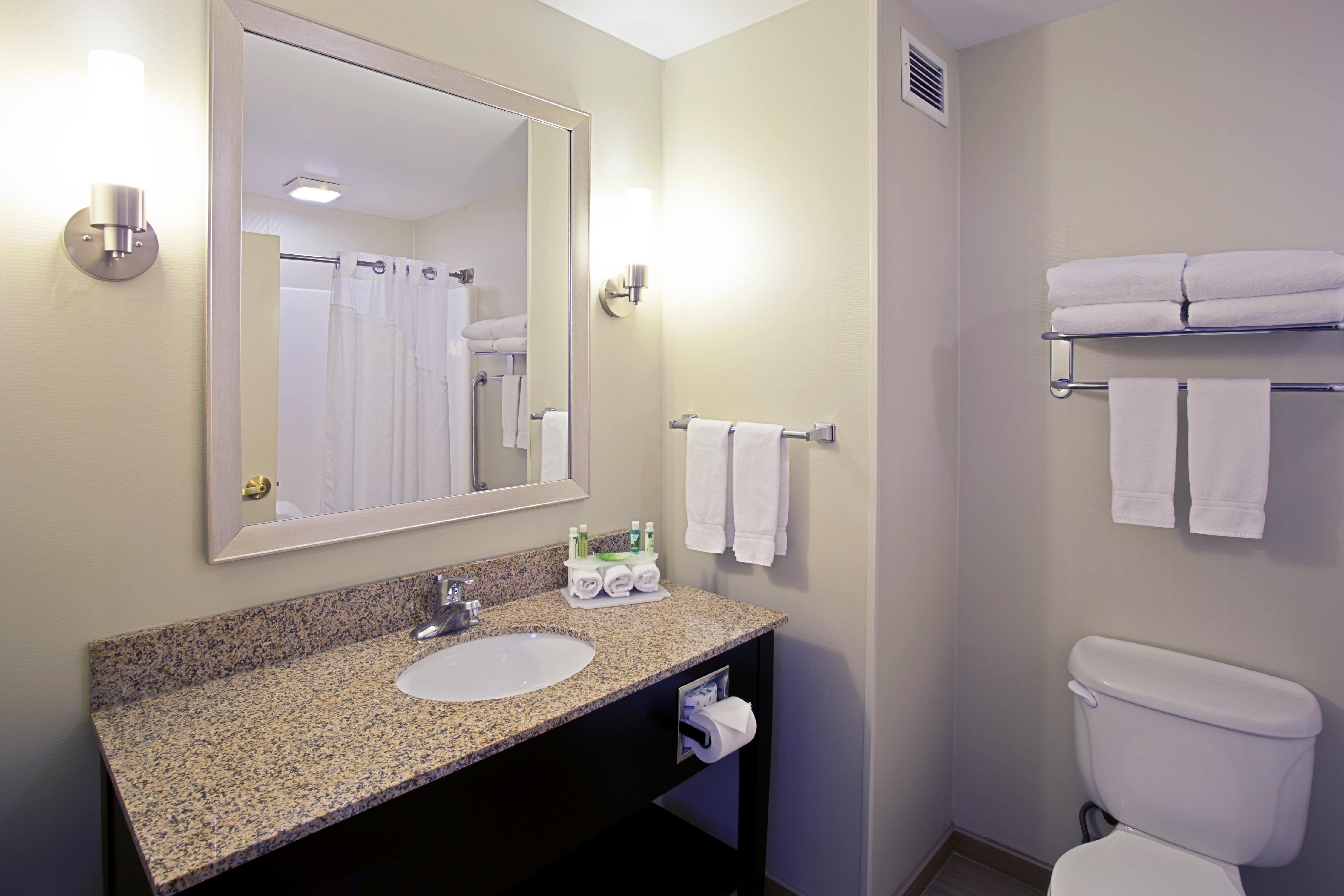 Holiday Inn Express Hotel & Suites Grand Rapids-North By Ihg Walker Exterior photo